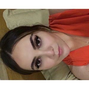 Meet your Posher, Mayra